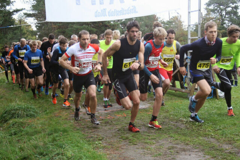 Fredrikstadmarka Rundt 2014 ble historiens våteste! starten.jpg