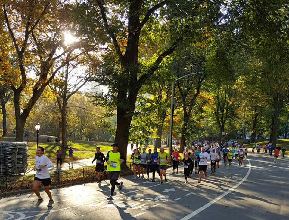 Karoline Bjerkeli Grøvdal vant Dash to the Finish Line i New York Feltet1.jpg