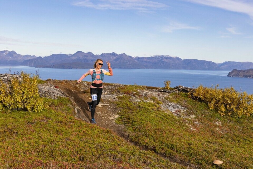 Spektakulær utsikt fra en toppene på Skjervøy. (Foto: Trond Østvang) Spektakulær utsikt fra en toppene på Skjervøy. (Foto: Trond Østvang)