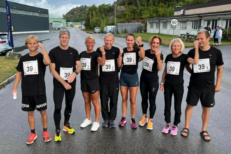 562 deltok i Vestfold Maraton mellom Larvik og Tønsberg Vinnere maratonstafett mix - Jordet Skole.jpg