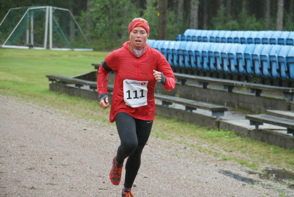 101 løpere fullførte Svanstul Fjelløp på 43, 25 og 10 km 2.plass_kvinner_10k.jpg