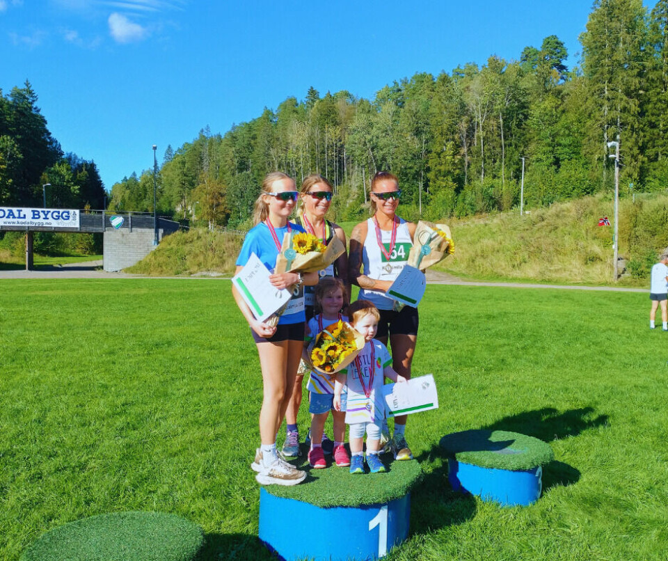 Kodalmila - strålende dag i Vestfolds eldste mosjonsløp Pallen 5 km kvinner.png