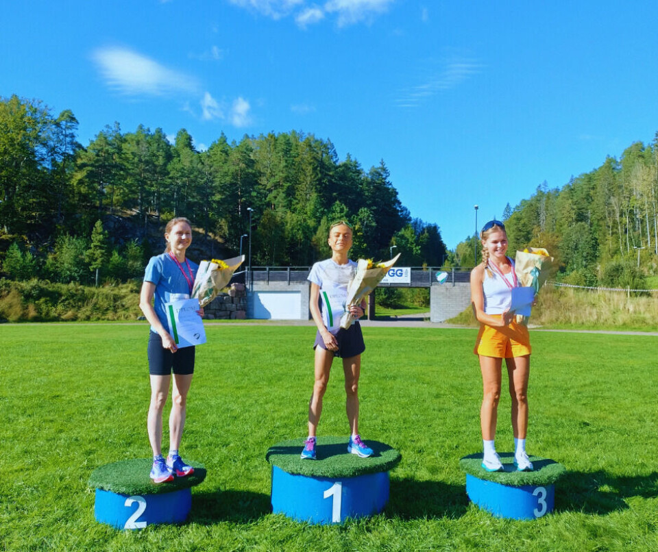 Kodalmila - strålende dag i Vestfolds eldste mosjonsløp Pallen 10 km kvinner.png