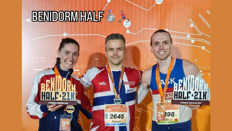 Rebekka Birkeland og Marius Sørli tok en tredje- og andreplass i Benidorm Marathon. Her sammen med en annen norsk løper, Robert Nilsen (midten). (Foto: FB-side til Marius Sørli) Rebekka Birkeland og Marius Sørli tok en tredje- og andreplass i Benidorm Marathon. Her sammen med en annen norsk løper, Robert Nilsen (midten). (Foto: FB-side til Marius Sørli)