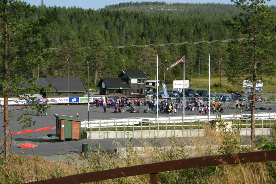 Synne Sandven og Tobias Tronbøl Lium vant Nammo-cup 4 på Lygna Samlingsplass Lygna skisenter.jpg