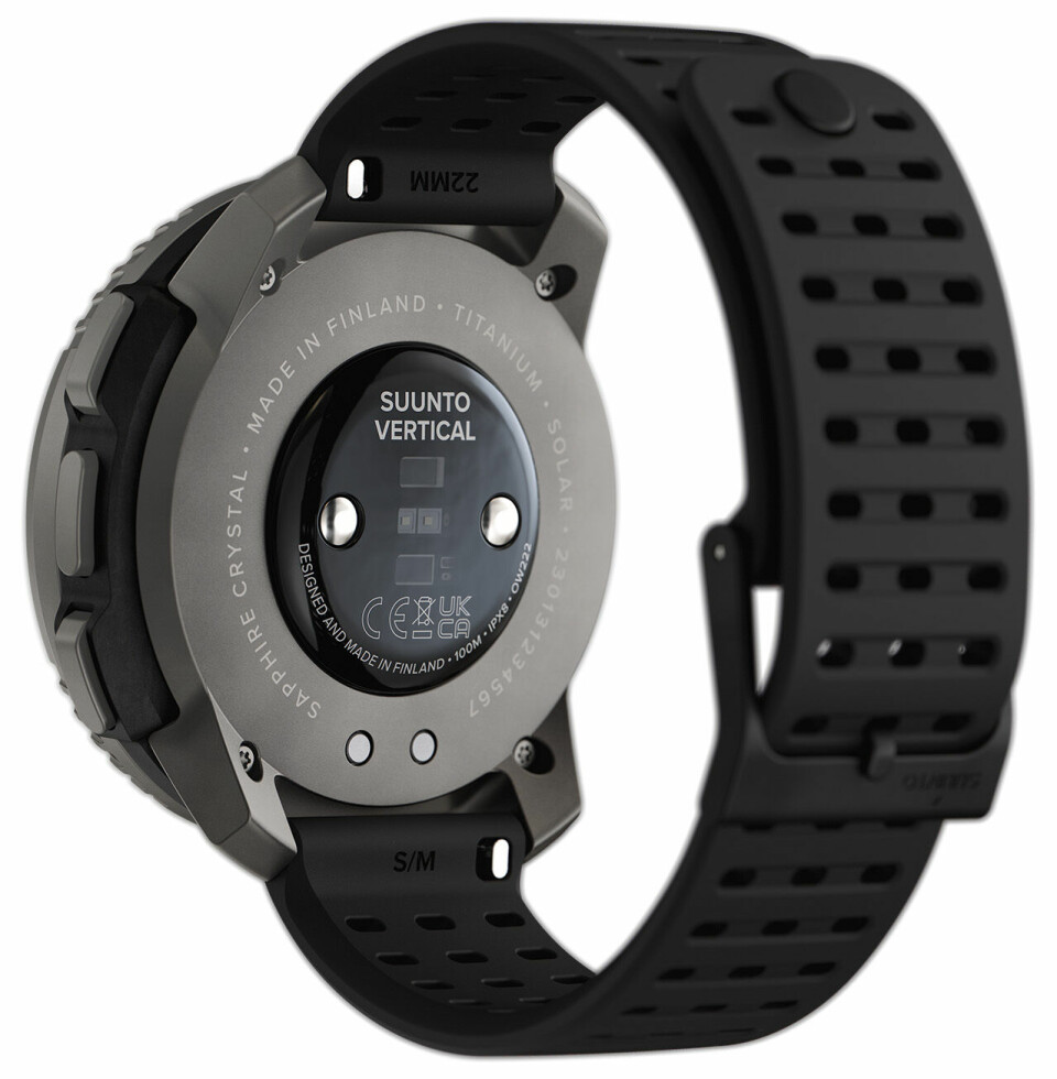 Ny Suunto Vertical adventure-klokke lades i sollys SuuntoVertical_TitaniumSolarBlack-rear.jpg