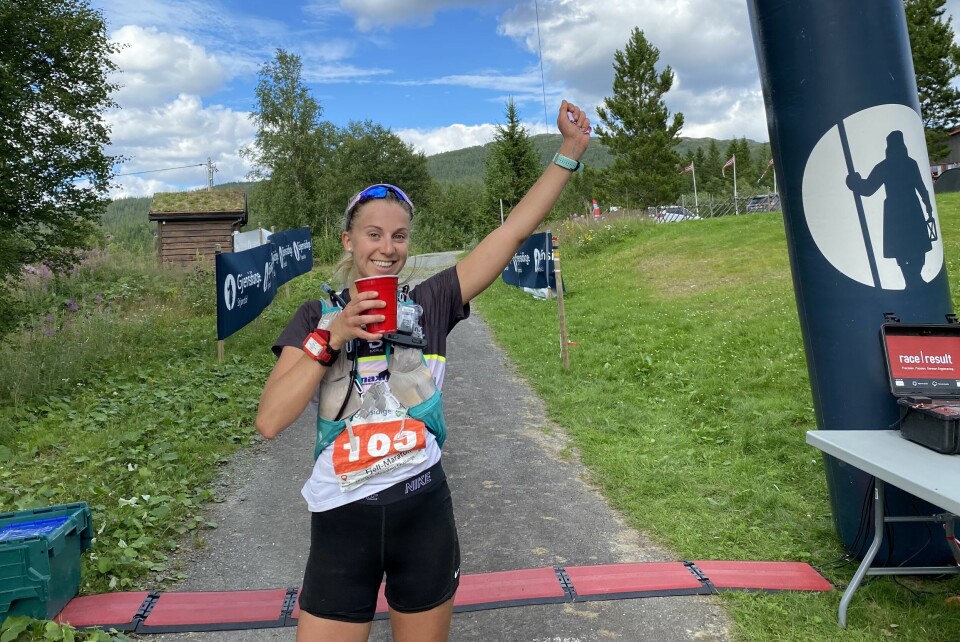 Kjersti Kvistad Dengerud (22) fra Steinkjer Skiklubb imponerte med totalseier og flott løyperekord på 42-kilometeren. (Arrangørfoto) Kjersti Kvistad Dengerud (22) fra Steinkjer Skiklubb imponerte med totalseier og flott løyperekord på 42-kilometeren. (Arrangørfoto)