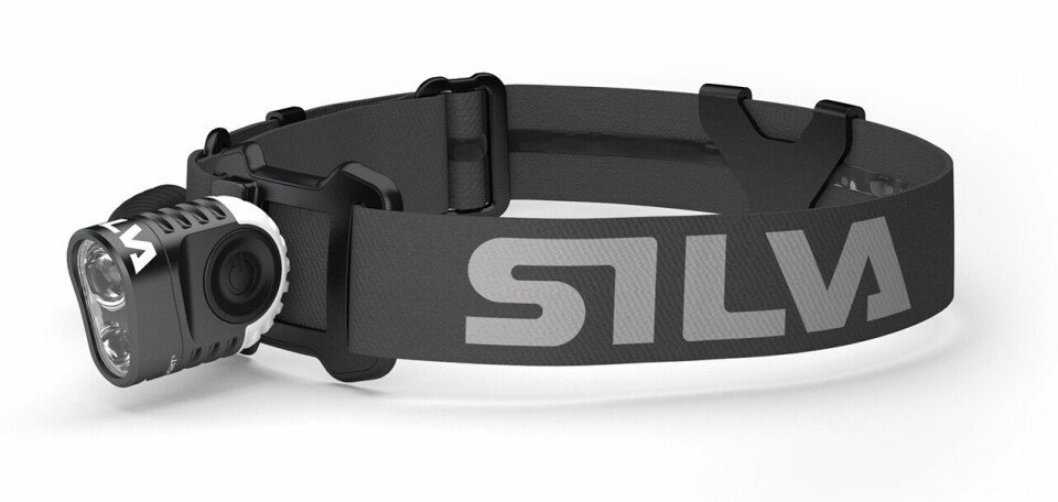 Lys opp i kveldsmørket silva-trail-speed-4r.jpg