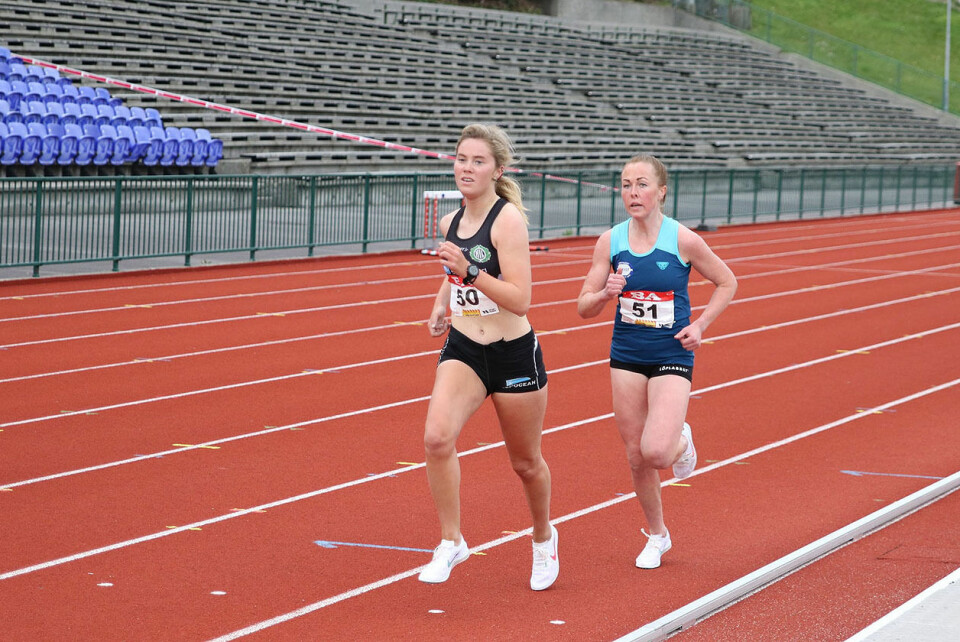 Perseskred da Ingrid Emilsen Kristiansen vant 3000 meter i Arne Risa Classic Kristine_drar.jpg