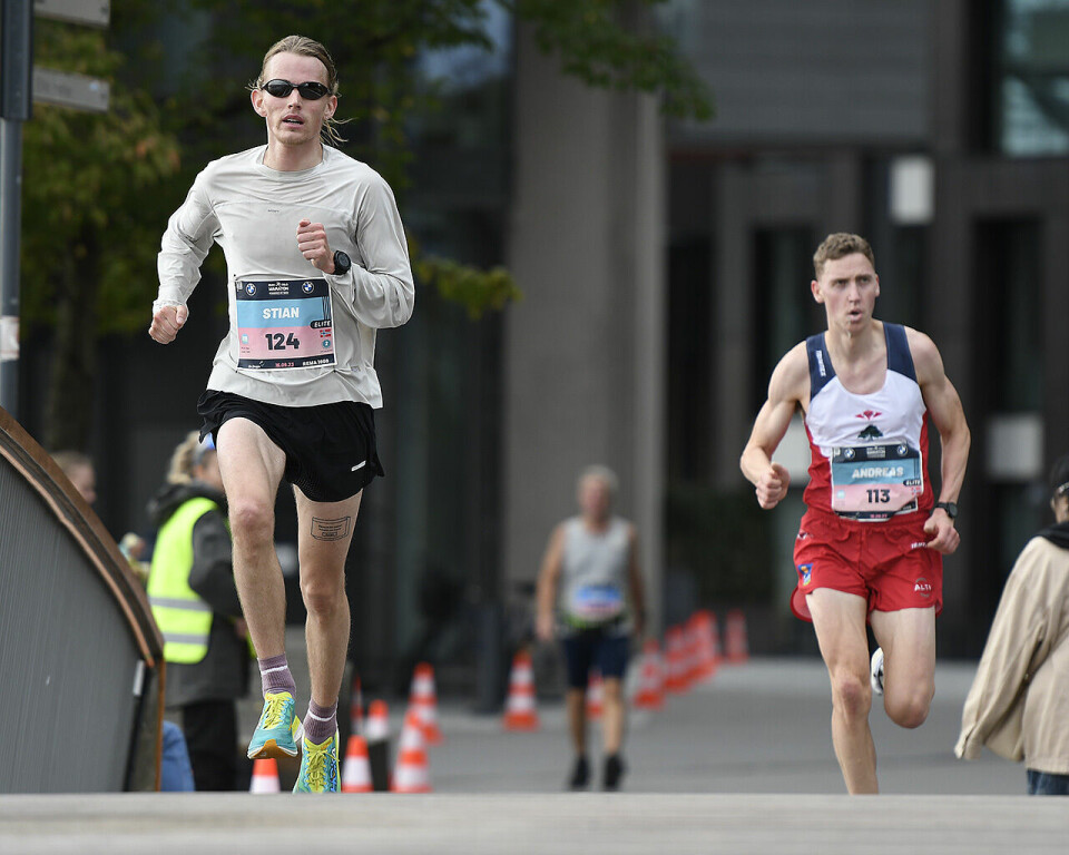 Vebjørn Hovdejord og Runa Skrove Falch vant Oslo Halvmaraton stian_50D8922.jpg