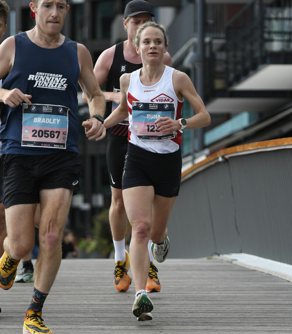 Vebjørn Hovdejord og Runa Skrove Falch vant Oslo Halvmaraton runa_50D8991.jpg