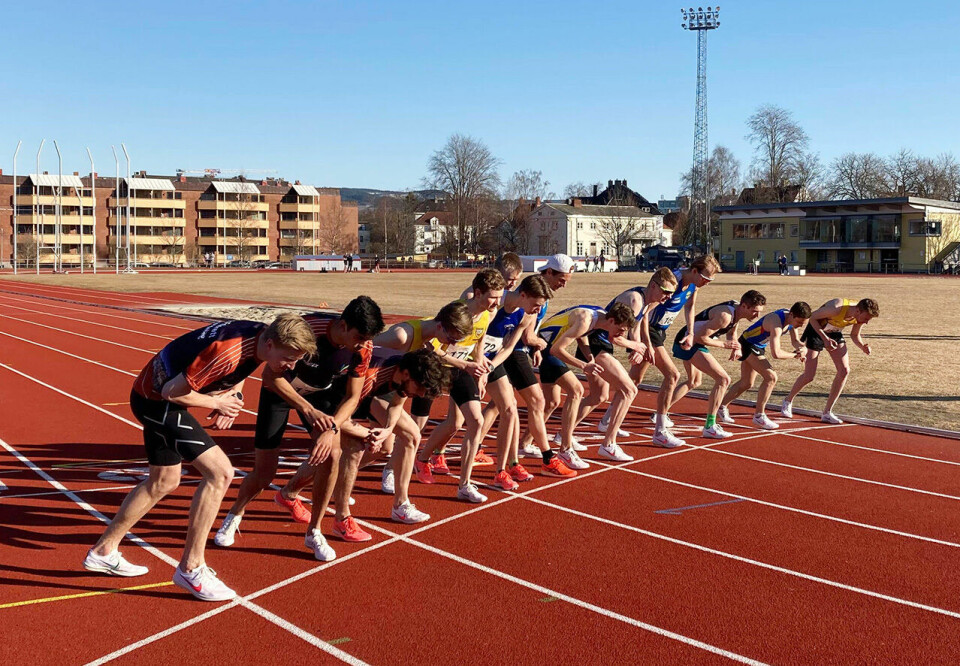Startskuddet går, og banesesongen i Trøndelag er i gang. (Foto: Øyvind Kylling) Startskuddet går, og banesesongen i Trøndelag er i gang. (Foto: Øyvind Kylling)