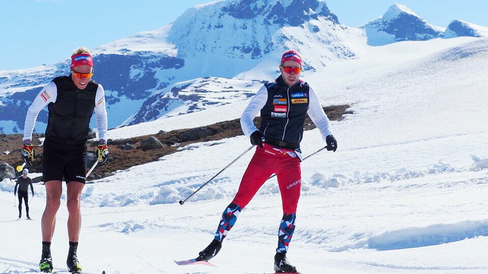 Langrennslandslaget har slutta å opne hardt: – Forsking har endra måten me går renn på Martin-Loewstroem-Nyenget-og-Eirik-Myhr-Nossum-foto-Norges-Skiforbund.jpg