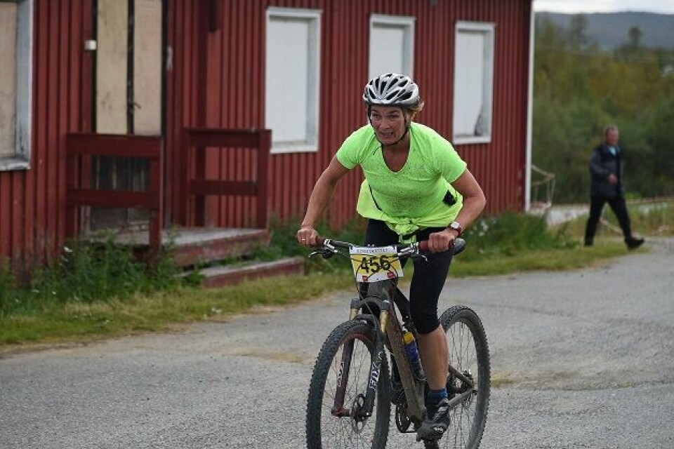 205 syklet Bingesrittet på Finnmarksvidda Vinner damer Rannveig Blomkvist. Foto_Marit Helene Eira.jpg