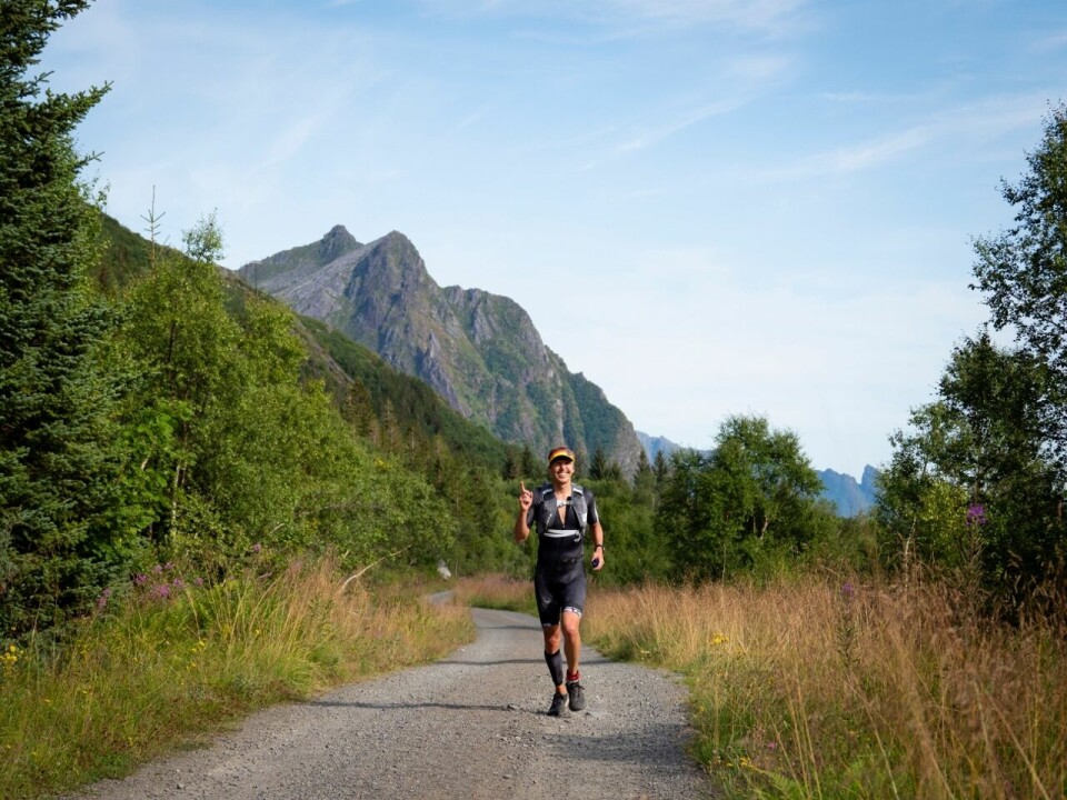 Allan Hovda og Sara Johnsen vant NM triatlon fulldistanse i Lofoten Extreme_kvinnevinner (1280x960).jpg