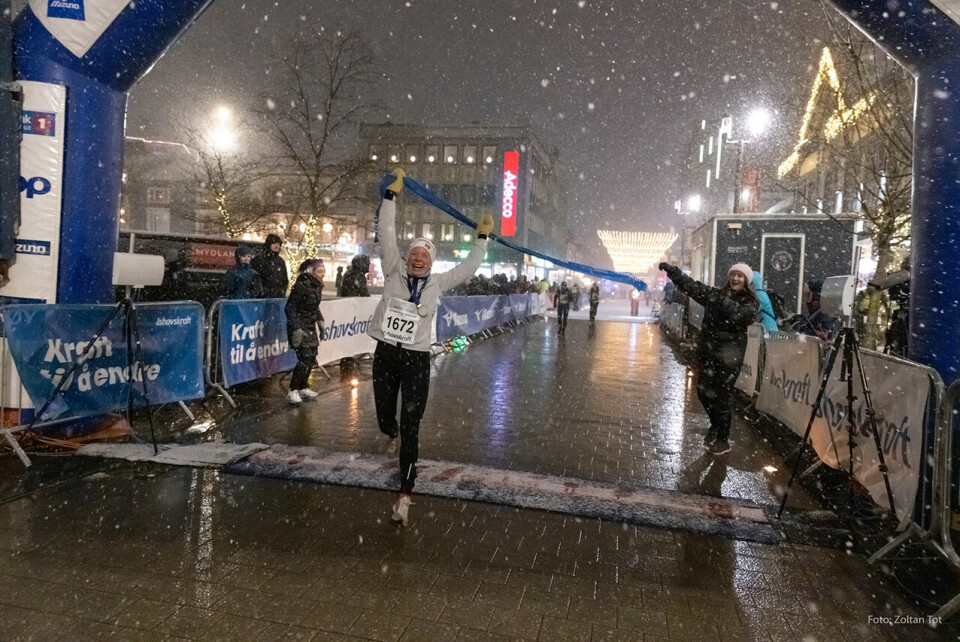Mørketidsløpet hadde over 1500 løpere til start bib1672.jpg