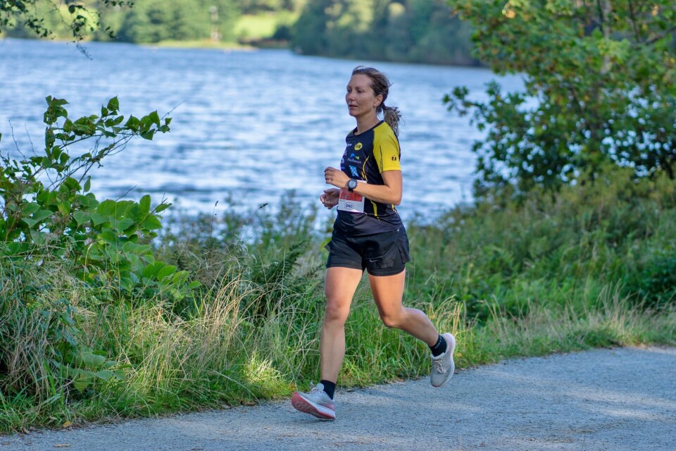 Heidi Nassehi vant maraton for kvinner i årets koronaversjon av Stavanger Marathon. (Foto: Stavanger Fotoklubb / Tor Helge Torgersen) Heidi Nassehi vant maraton for kvinner i årets koronaversjon av Stavanger Marathon. (Foto: Stavanger Fotoklubb / Tor Helge Torgersen)