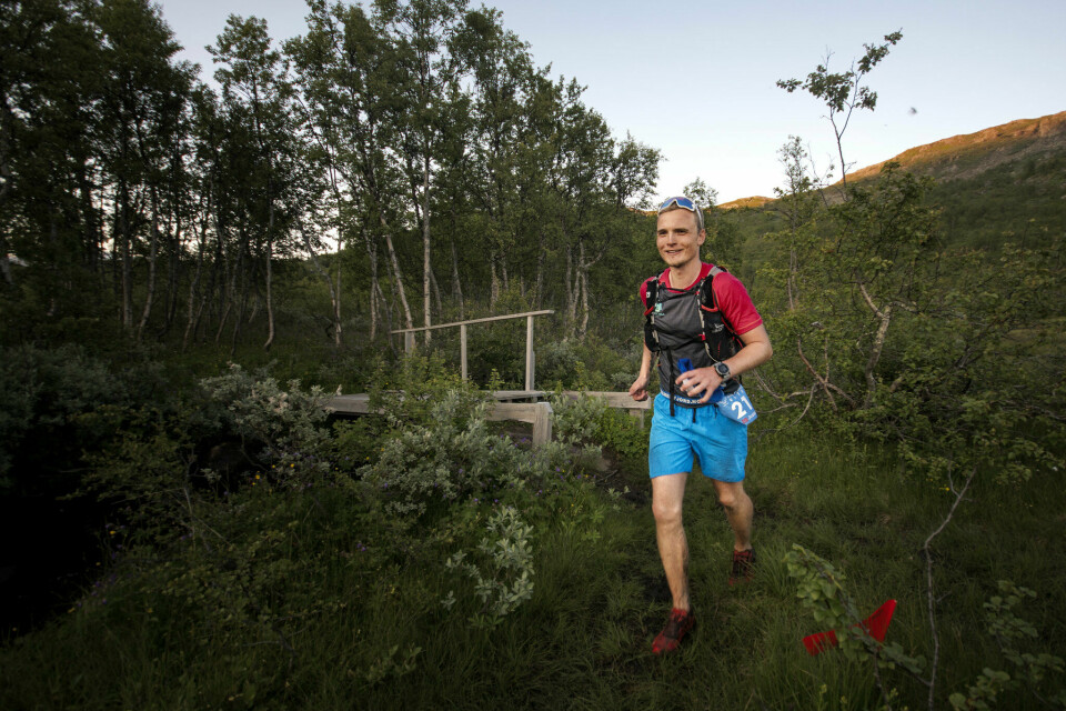 Askild Vatnbakk Larsen vant 'spurtoppgjør' i Hardangerjøkulen Ultra Jostein_Børve_Hernes_foto_Kai-Otto_Melau.jpg
