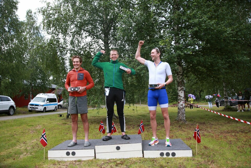 Trivelige Finnskogen Triathlon med utvidet tilbud Pallen M30-39 olympisk.jpg