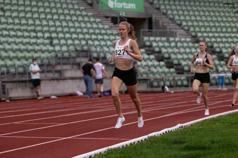 Bislett Sommerstevne ga ny personlig rekord for mange Bislett-Sommernatt-Ingrid-Emilsen-Kristiansen-Ingeborg-Lovnes.jpg