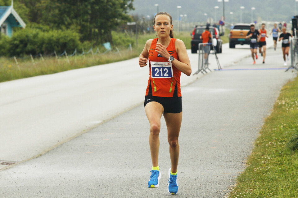 Kristin Vabø, som vi her ser i aksjon på 10 kilometeren i Solastranden Halvmaraton i fjor, vant 10 km i Robust-løpet på 36.21. (Arkivfoto: Turid Veggeland) Kristin Vabø, som vi her ser i aksjon på 10 kilometeren i Solastranden Halvmaraton i fjor, vant 10 km i Robust-løpet på 36.21. (Arkivfoto: Turid Veggeland)