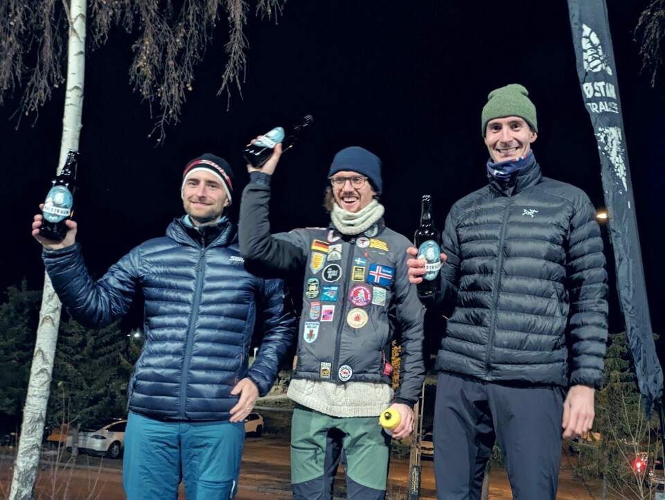 Kristin Nymoen Paulsen og Julius Z. Strömberg vant Hodelyktløpet i Østmarka Premiepall_Menn.jpg
