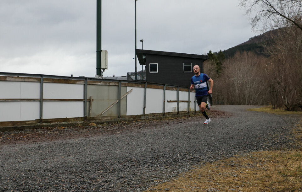Øystein Ulekleiv og Ragnhild Paulsen raskest rundt Rotevatnet 210A5237.jpg