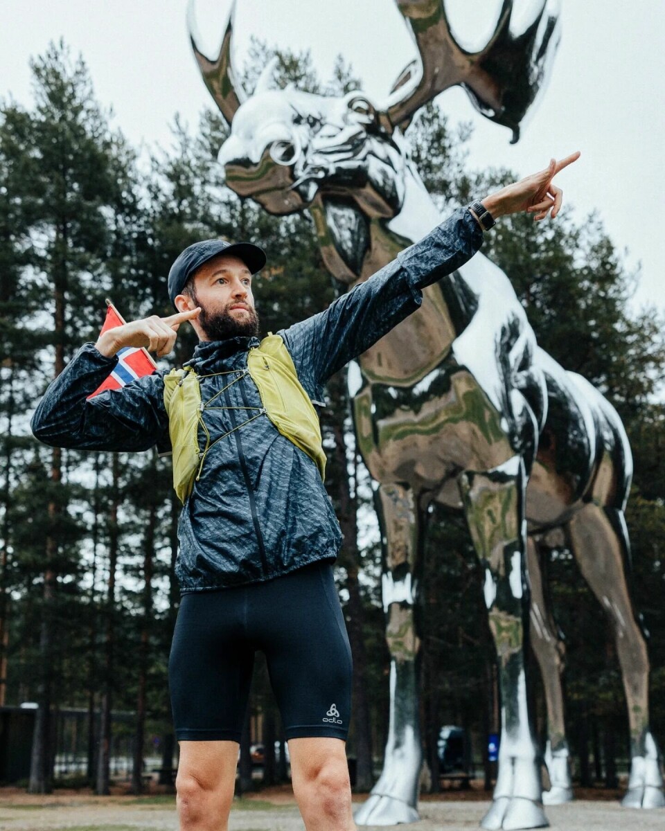 Jake Catterall løper fra Nordkapp til sørspissen av Spania Storelgen i StorElvdal.jpg