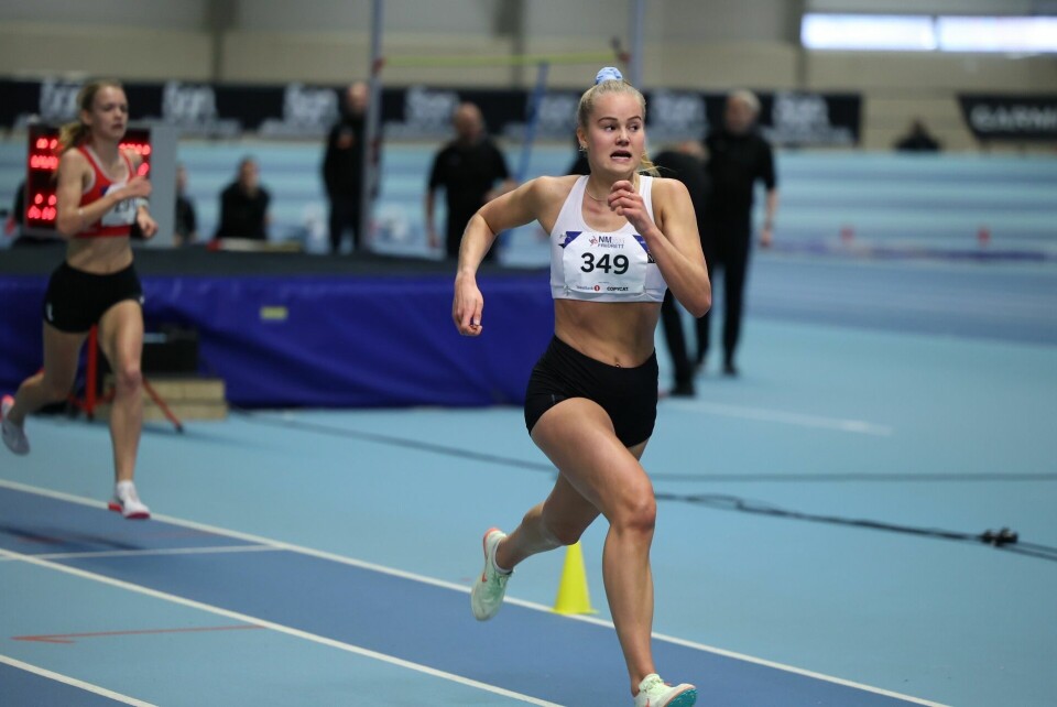 Malin Edland spurtet til NM-gull på 3000 m Malin Edland mot mål.jpg