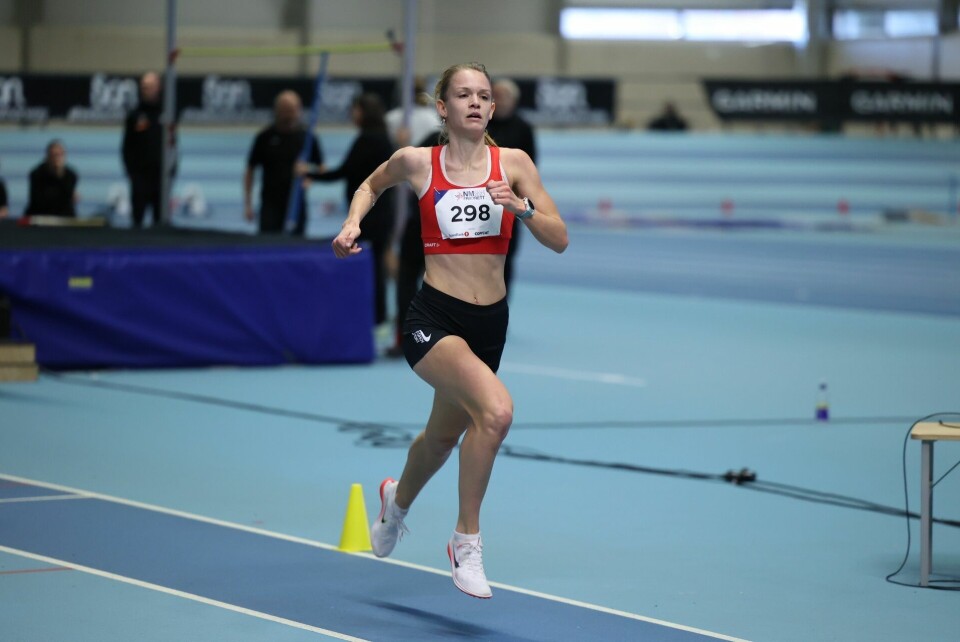 Malin Edland spurtet til NM-gull på 3000 m Ine Bakken.jpg