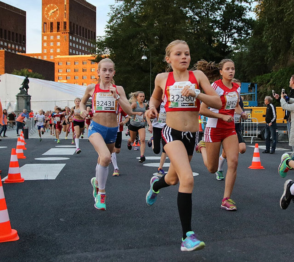Suksess for Oslo Maraton i praktfullt sommervær Jenter_ut_i_Front_IMG_1399.jpg