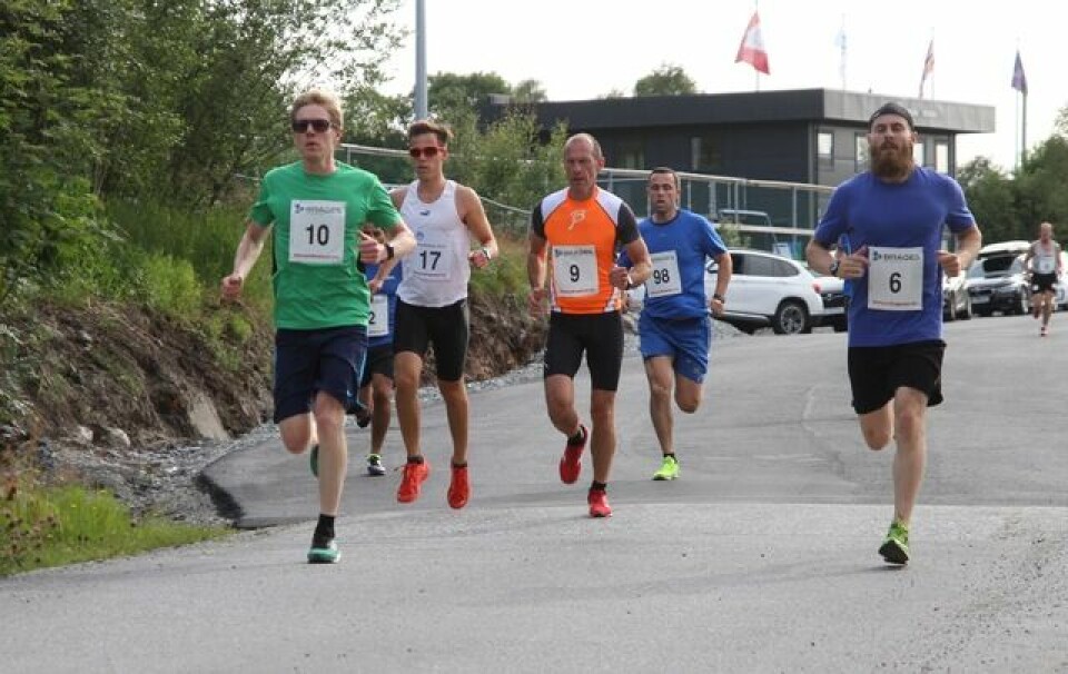 36 løpere fullførte 2. løp i Ålesund sommerkarusell Per_Myren_mfl