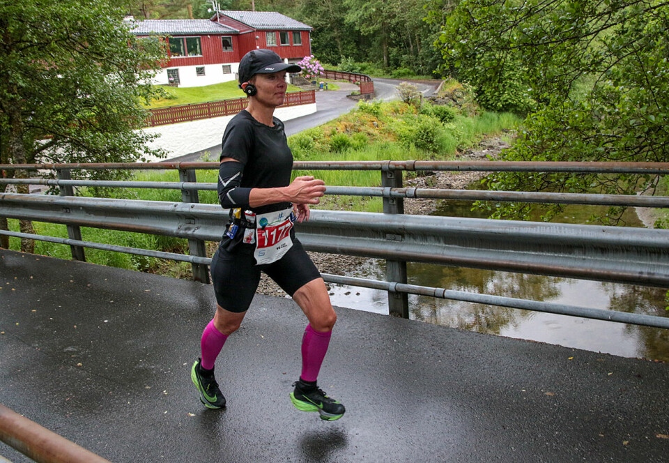 Bergen Ultra kåret vinnere på fire distanser, Therese Falk løp en knallsterk 100 km. 3J6A6339.jpg