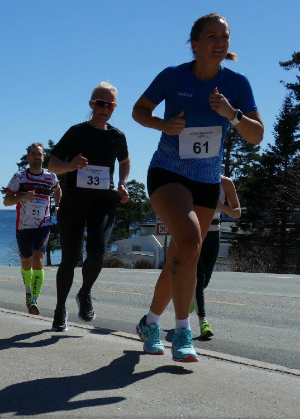 82 løpere fullførte Fevik halvmaraton DSC04722RedLinnCecilie.jpg