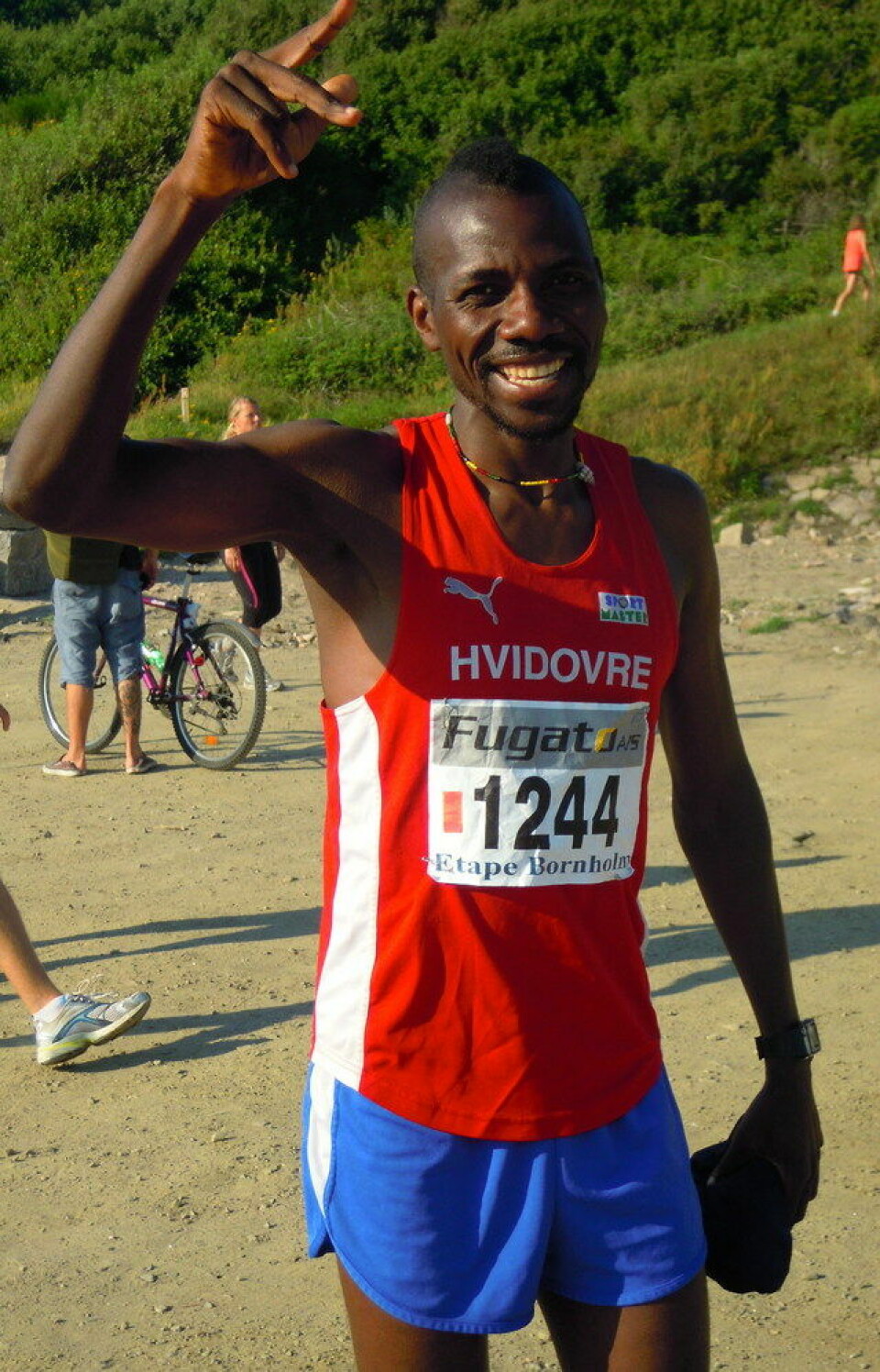 Etape Bornholm i fokus. Finale i dag. Samuel Lutabi opphaveleg frå Uganda - no Danmark.