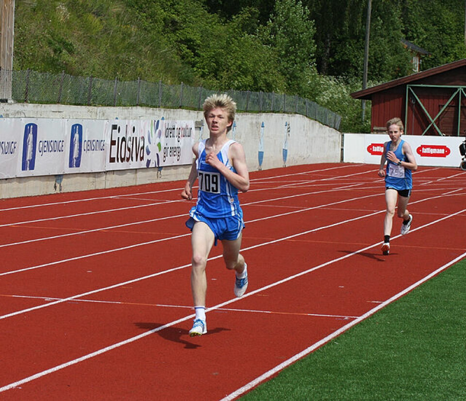 Henry Rono vs. Bjørn Tvedt 800m_G15_Erik_Lauritzen_Edvard_Raddum_Skaug