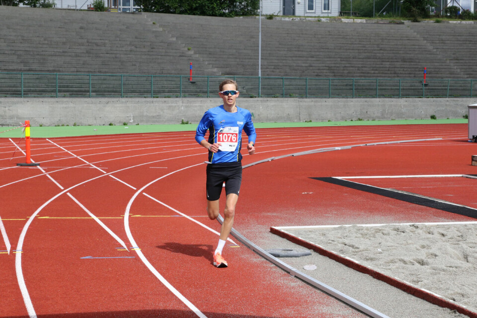 Bergen Ultra kåret vinnere på fire distanser, Therese Falk løp en knallsterk 100 km. 1P1A7899.jpg