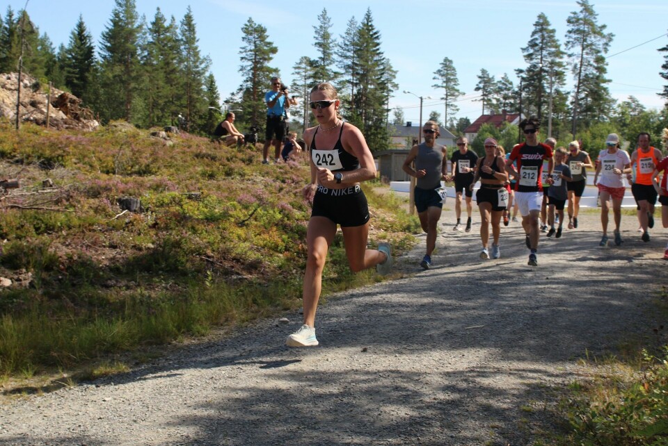 Over 100 smilte om kapp med sola i Trysilmila Start 6,5 km.jpg