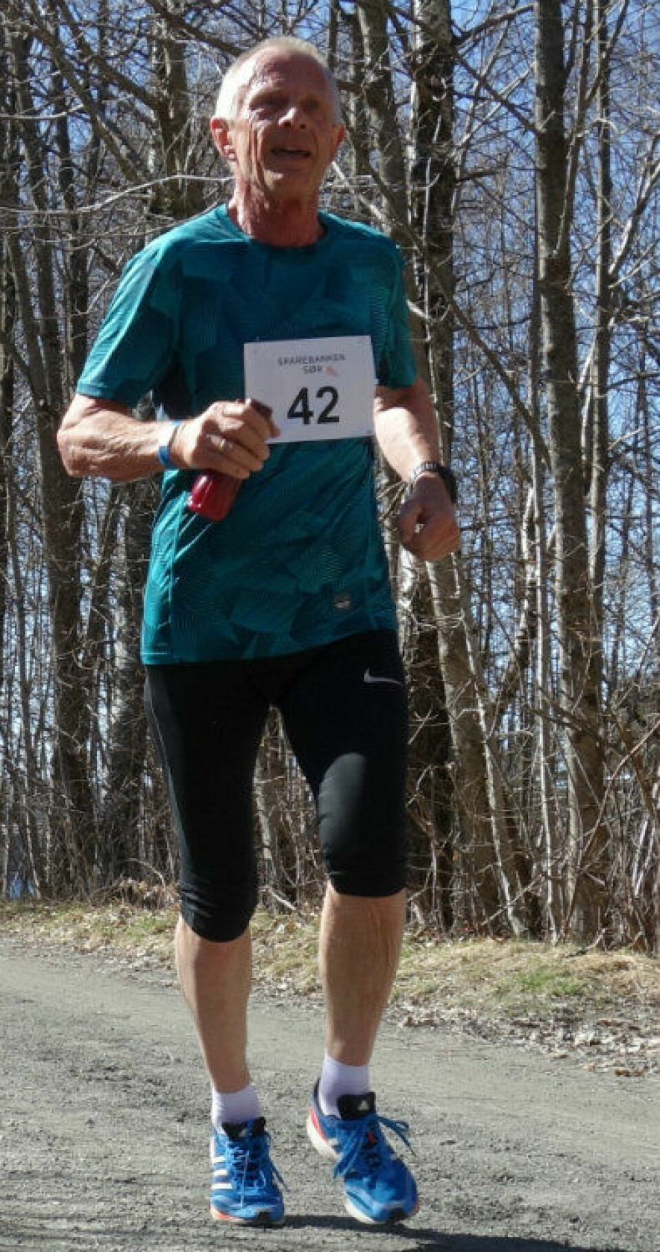 82 løpere fullførte Fevik halvmaraton DSC04931Red42.jpg