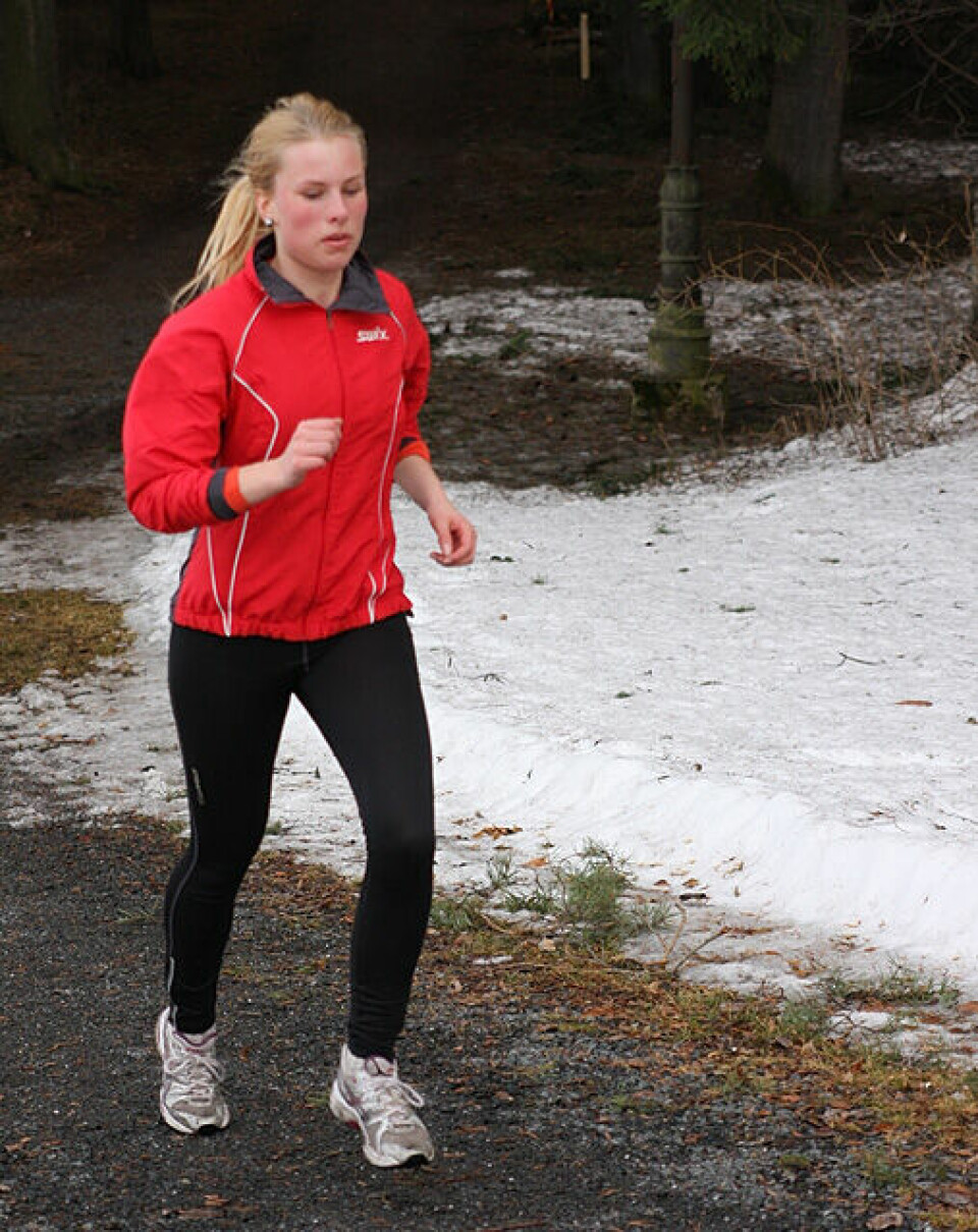 Sesongstart i Gå-Joggen Jente_i_roedt