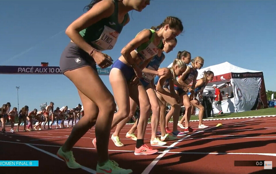 Ine Bakken (nest lengst til høyre) og resten av det store feltet er klar for 25 runder rundt banen på en solfylt dag i Frankrike. (Foto: European Athletics streaming) Ine Bakken (nest lengst til høyre) og resten av det store feltet er klar for 25 runder rundt banen på en solfylt dag i Frankrike. (Foto: European Athletics streaming)