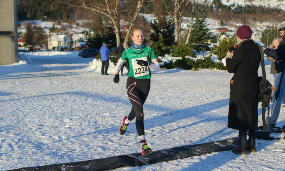 Mads Fredriksen og Camilla Svoren raskest rundt Grimstadvatnet 03_Svoren_raskeste_dame.jpg
