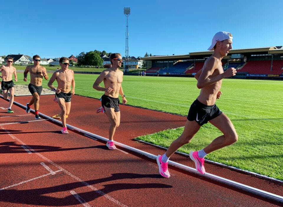 Kristian Tjørnhom tok på seg drajobben og var også førstemann i mål. (Foto: Finn Kollstad) Kristian Tjørnhom tok på seg drajobben og var også førstemann i mål. (Foto: Finn Kollstad)
