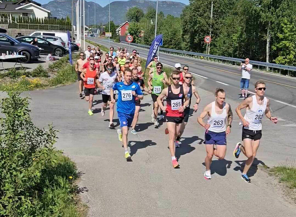 Anders Hekkli og Emma Bauge vant Sparebanken Sør Halvmaraton Messenger_creation_7404e010-9d48-4c18-9234-dce2d2c02195.jpg