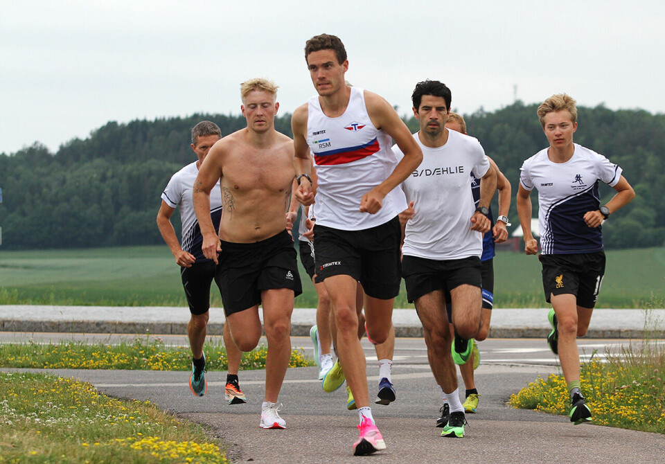 Starten har gått i pulje 1, og mannen som skulle vinne, Karl Fremstad, har lagt seg i tet. (Foto: Beathe Skog Hansen) Starten har gått i pulje 1, og mannen som skulle vinne, Karl Fremstad, har lagt seg i tet. (Foto: Beathe Skog Hansen)