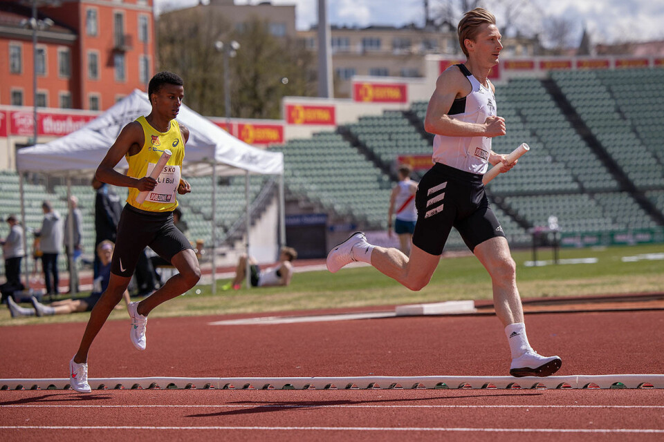Tjalve vant også herrestafetten på Bislett 8U3A6907.jpg
