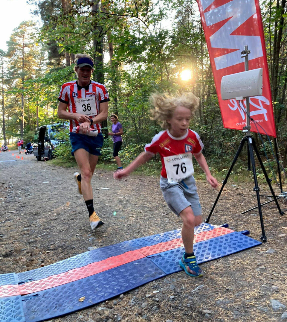 65 deltok i Ryeløpet i strålende septembersol maalgang.jpg