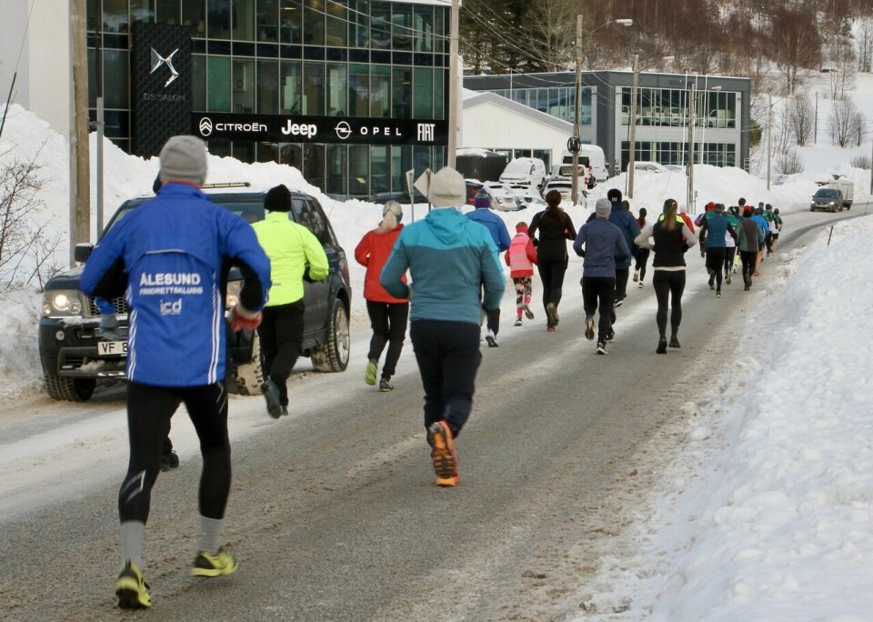 Janne Elin Vatnaland vant 5 km i Ålesund Vinterloep_bakfra