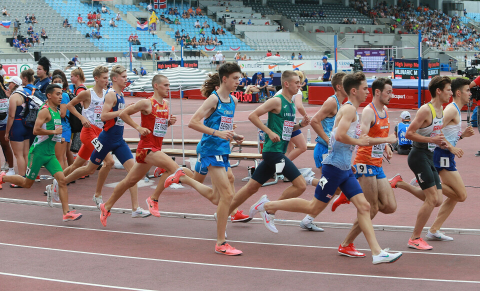 Litt for tøft for våre gutter på 1500 meter Benjamin_Olsen_og_hele_heatet_AZ3T9052.jpg
