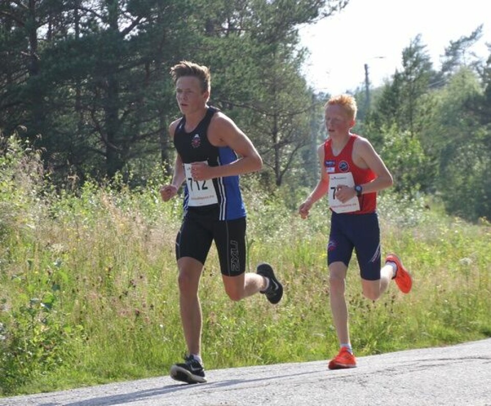 En 15-åring og en 16-åring vant i varme Ålesund 5km_10km.jpg